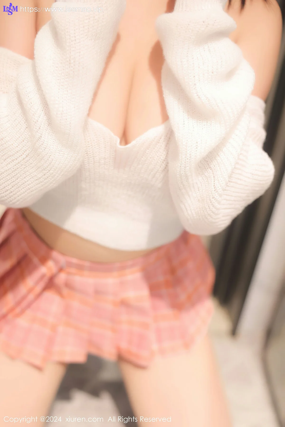 XiuRen 秀人 No.8404 徐若兮 首套写真粉色短裙11 - 32