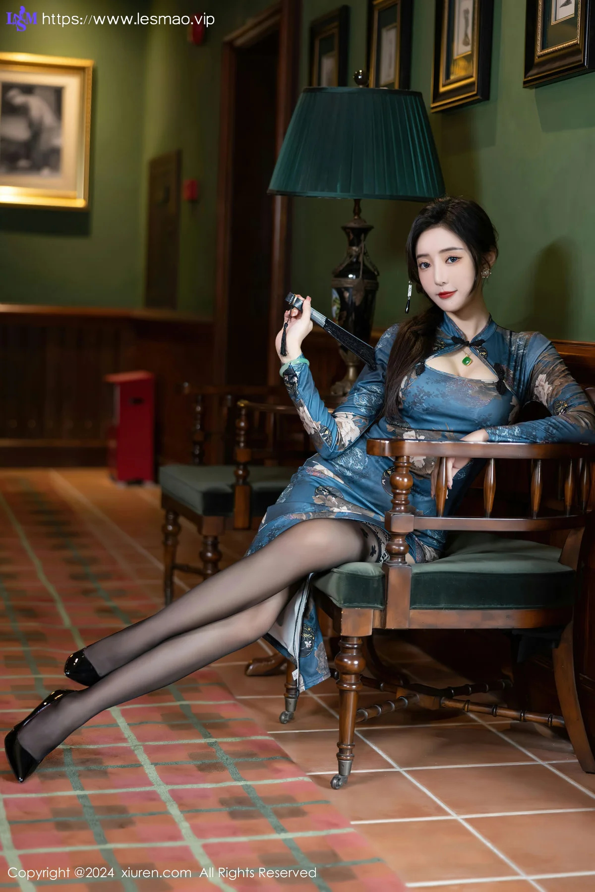 XiuRen 秀人 No.8425 王馨瑶yanni 魅惑黑丝哈尔滨旅拍1 - 24