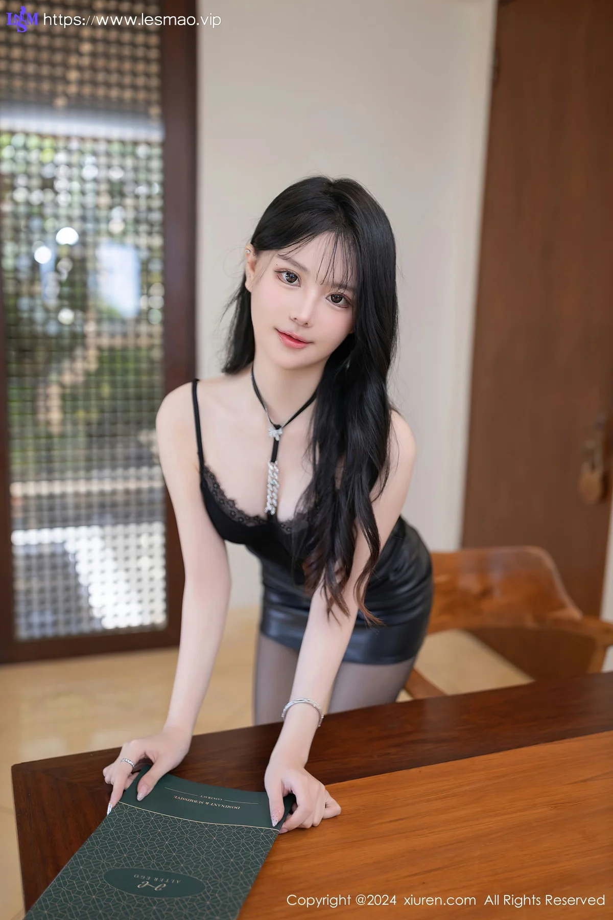 XiuRen 秀人 No.8426 幼幼 香肩美女性感写真11 - 54