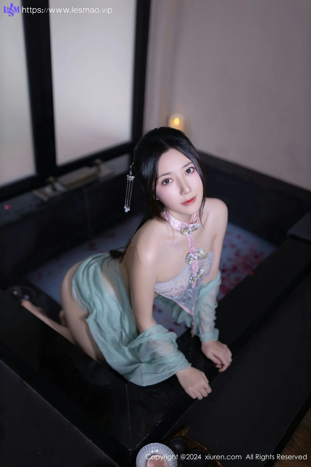 XiuRen 秀人 No.8428 鱼子酱Fish 花瓣浴场景拍摄性感写真111 - 52