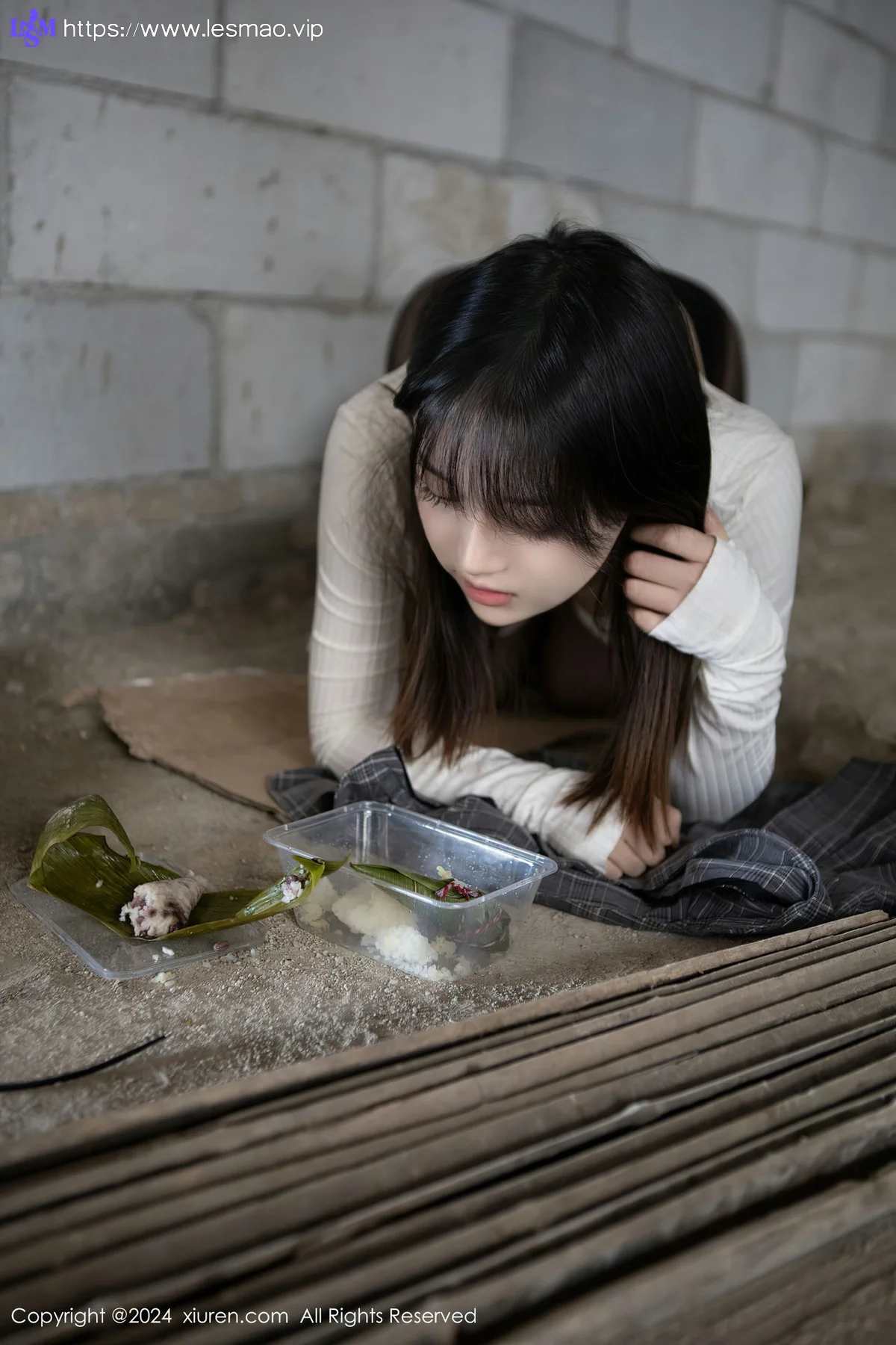 XiuRen 秀人 No.8439 豆瓣酱 捆绑主题性感写真11 - 16