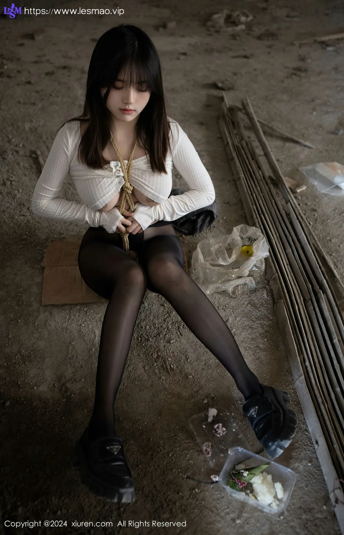 XiuRen 秀人 No.8439 豆瓣酱 捆绑主题性感写真11 - 26