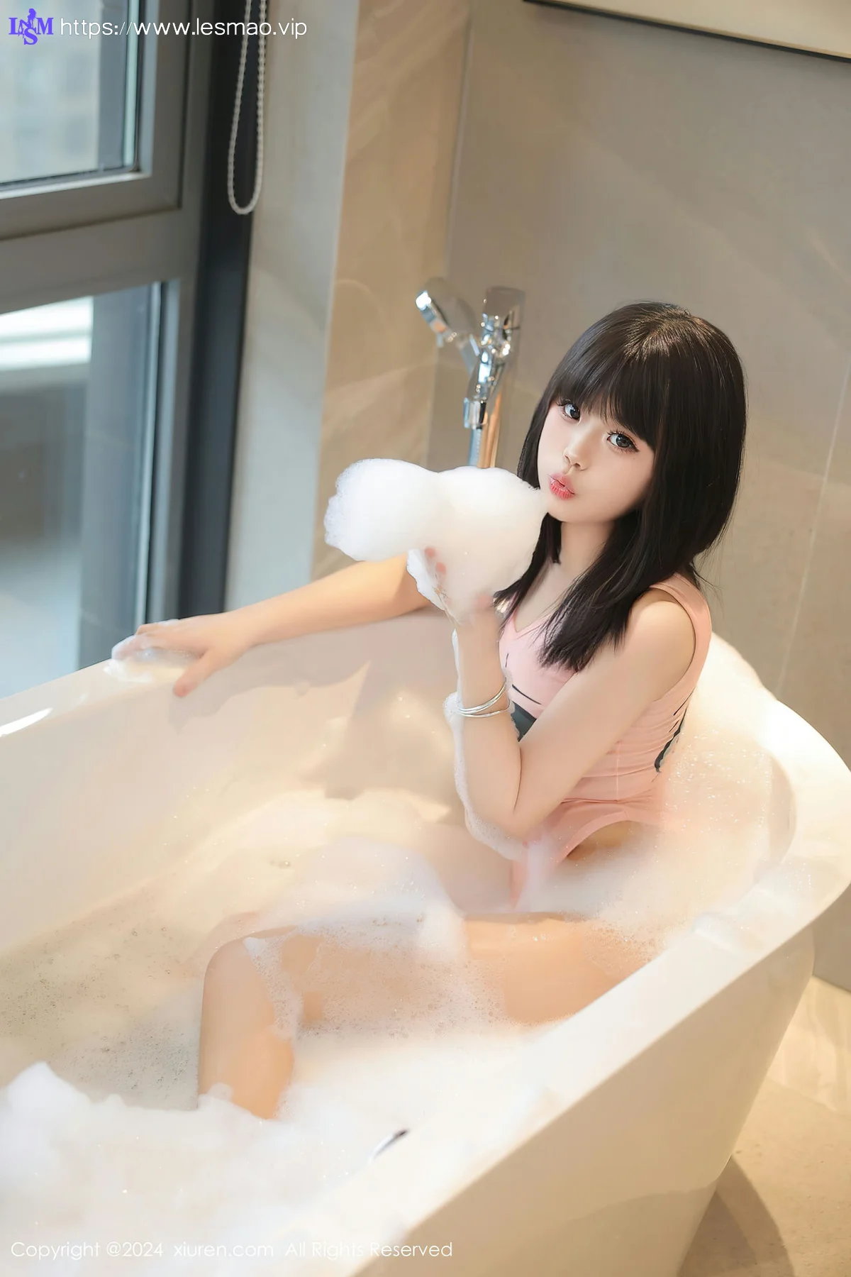 XiuRen 秀人 No.8446 徐若兮 浴缸场景拍摄性感写真 - 14