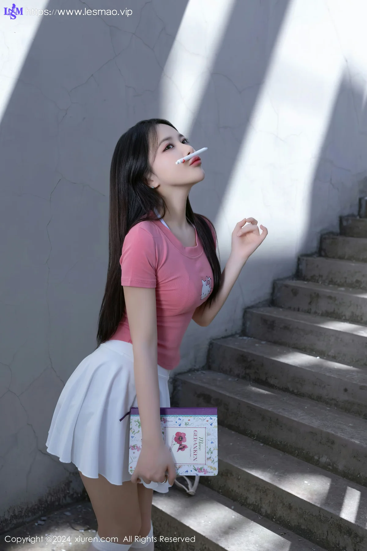 XiuRen 秀人 No.8457 鱼子酱Fish 天台少女性感写真1 - 14