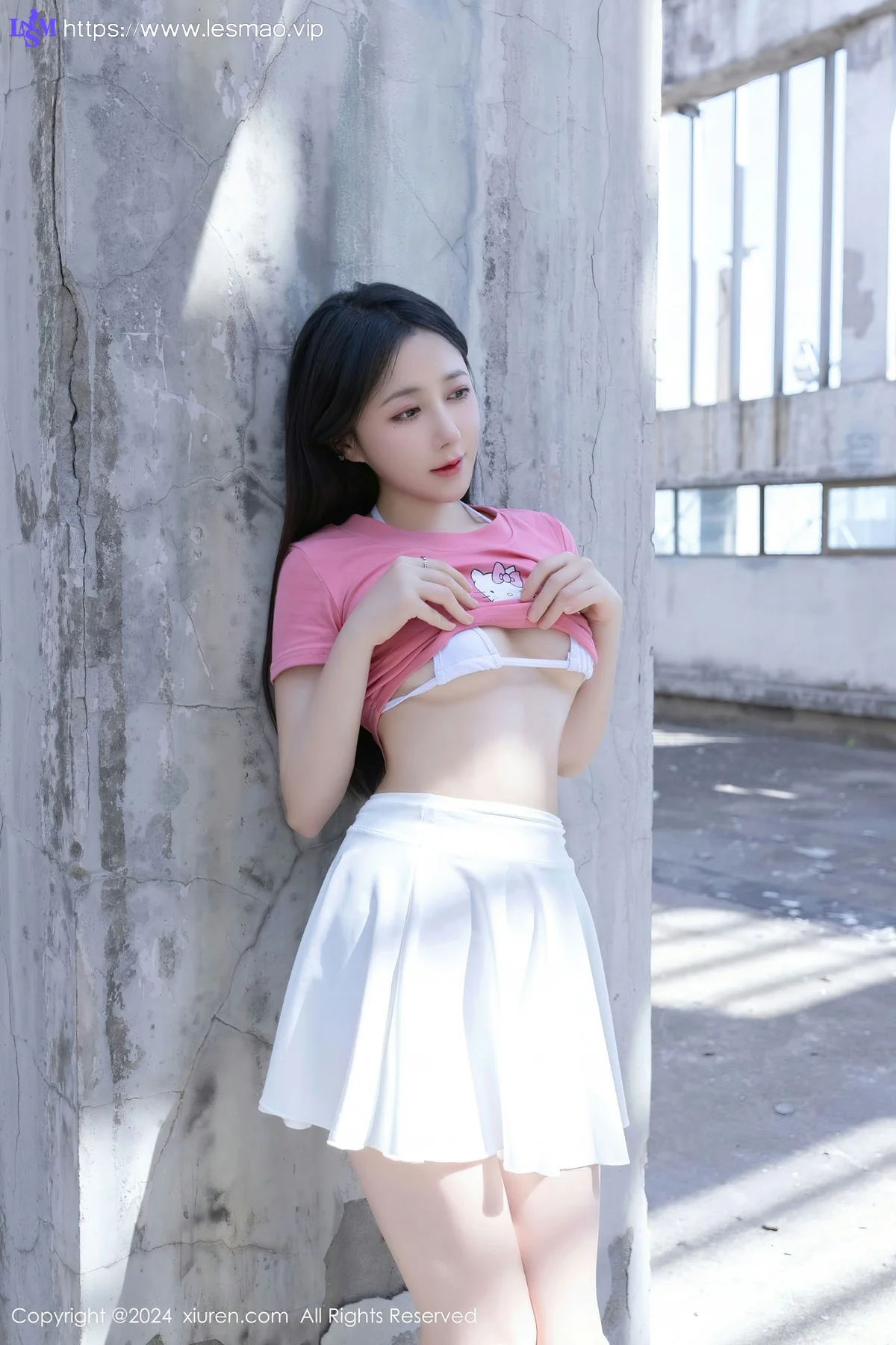 XiuRen 秀人 No.8457 鱼子酱Fish 天台少女性感写真1 - 30