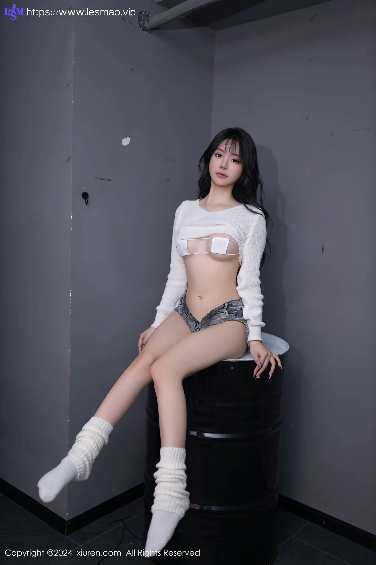 XiuRen 秀人 No.8458 幼幼 牛仔短裤性感写真1 - 40