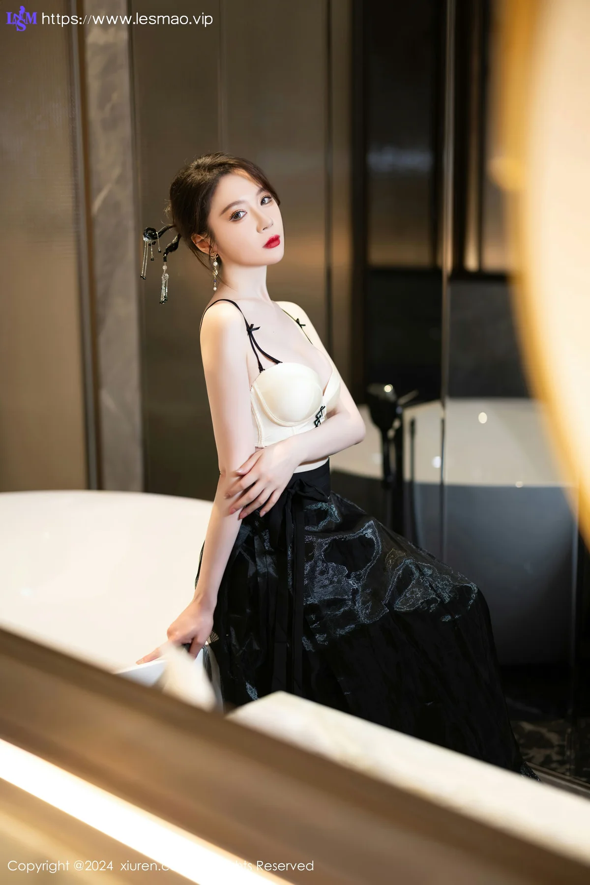 XiuRen 秀人 No.8465 梦心玥  白色轻透性感写真3 - 27