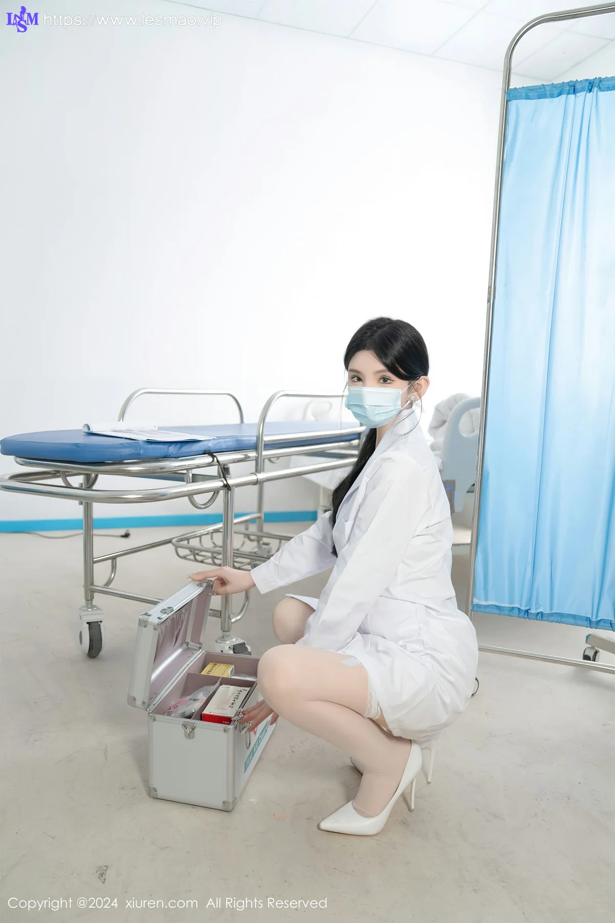 XiuRen 秀人 No.8481 周于希Sally 主题《女医生的特殊治疗》1 - 11