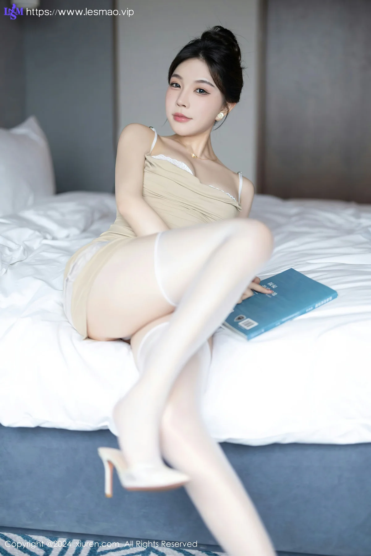 XiuRen 秀人 No.8491 徐莉芝Booty 杏色连衣短裙性感写真3 - 11