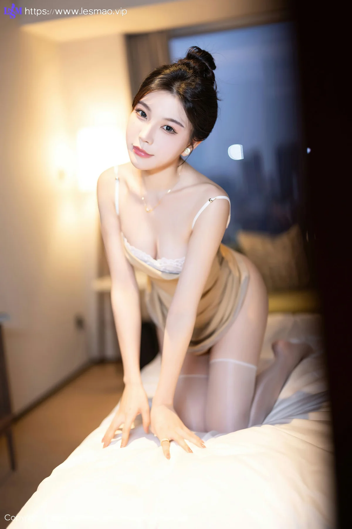 XiuRen 秀人 No.8491 徐莉芝Booty 杏色连衣短裙性感写真3 - 43