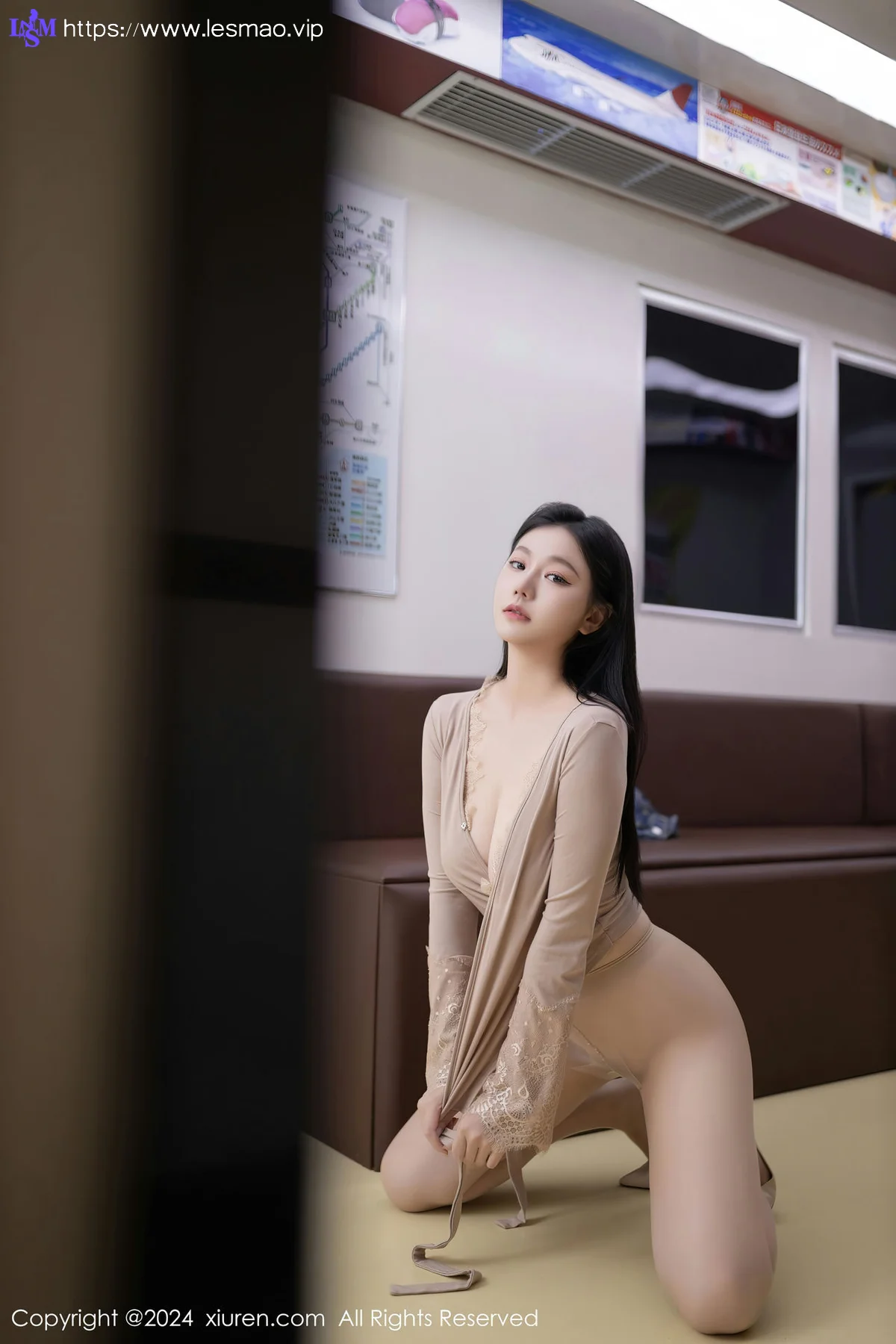 XiuRen 秀人 No.8498 安然anran 地铁写真性感写真1 - 71