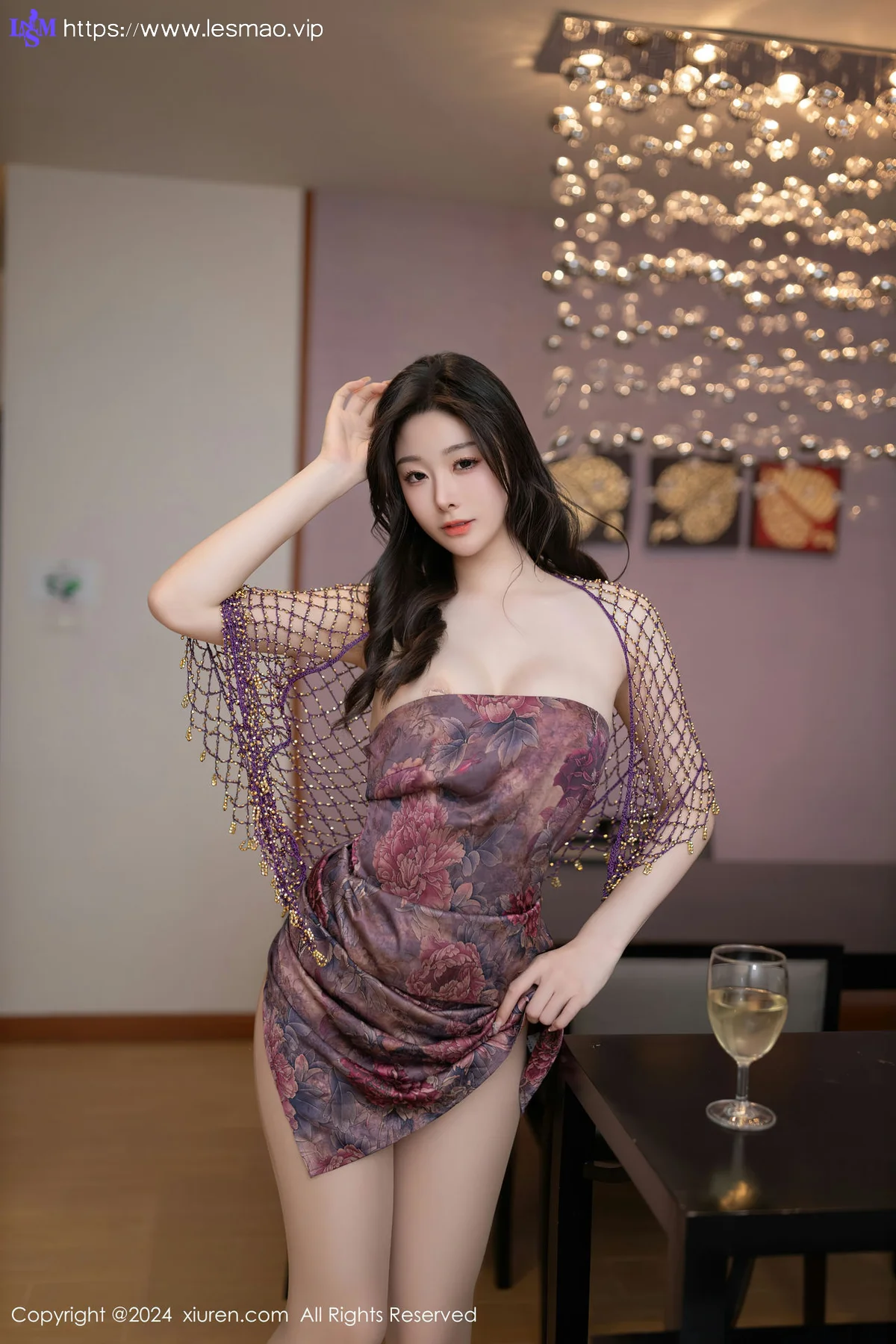 XiuRen 秀人 No.8523 小逗逗 魅惑肉丝性感写真11 - 13