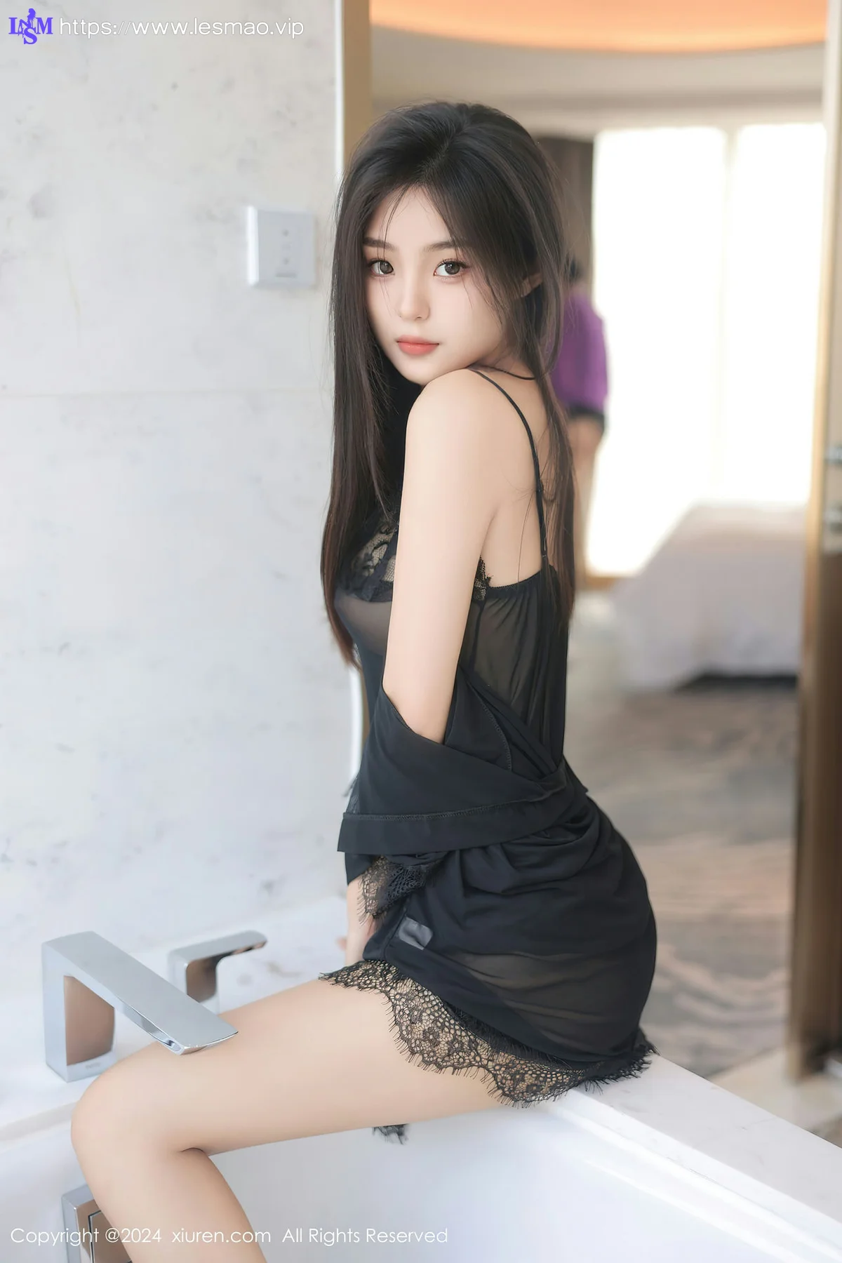XiuRen 秀人 No.8550 周周不吃香菜 黑色轻透服饰性感写真1 - 14