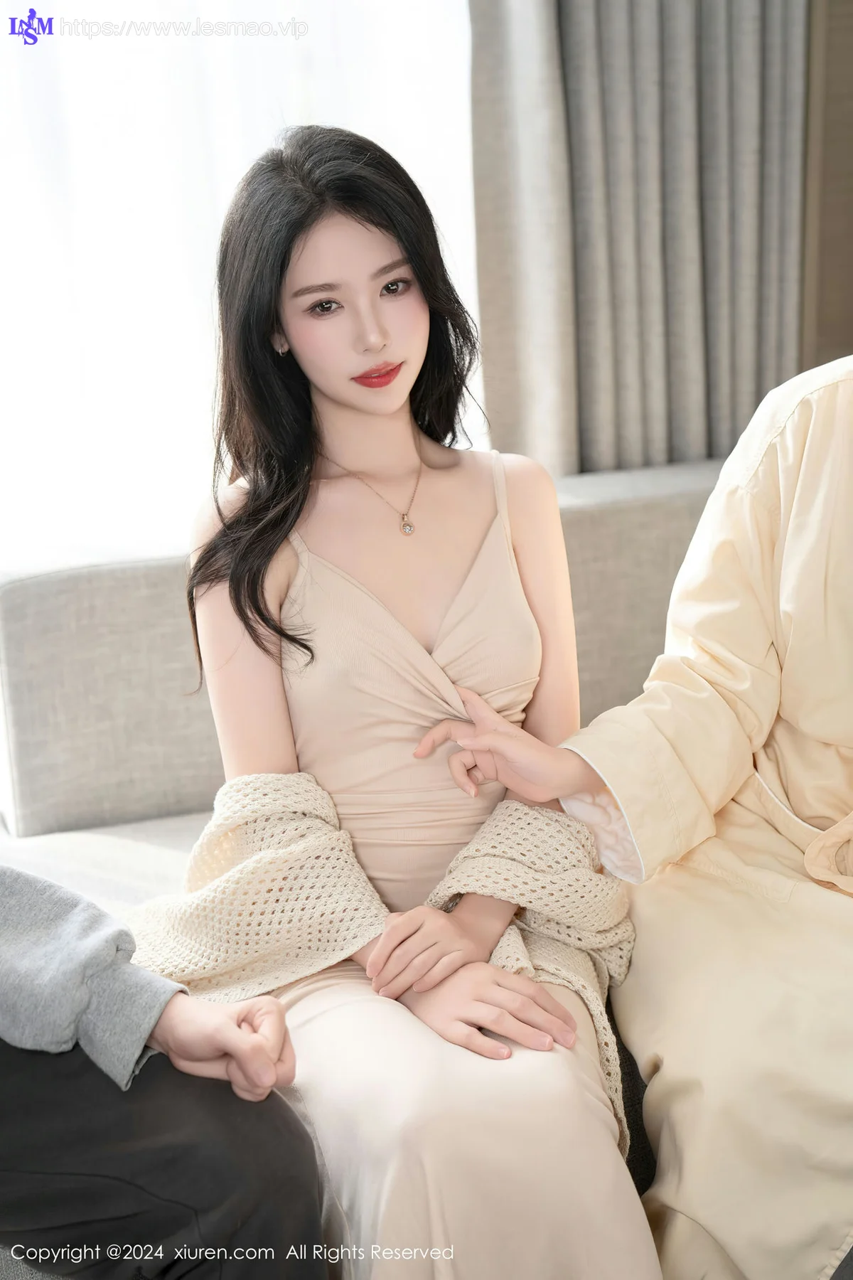 XiuRen 秀人 No.8559 利世 杏色连衣裙性感写真1 - 22