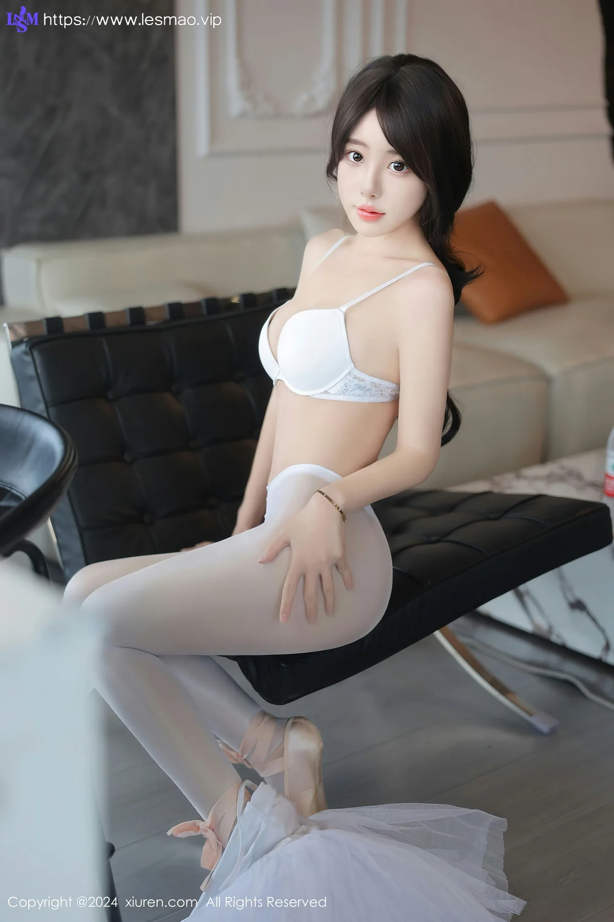 XiuRen 秀人 No.8564 桃妖夭 白色芭蕾连体衣性感写真 - 31
