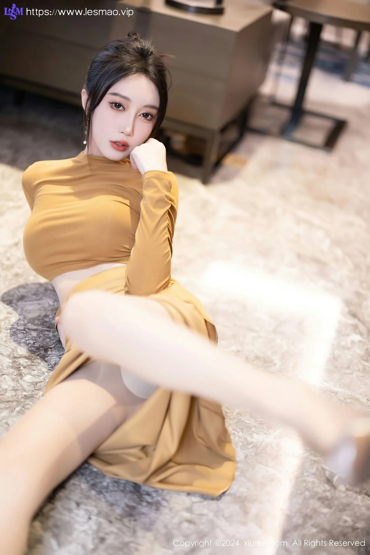 XiuRen 秀人 No.8574 玥儿玥 原色丝袜哈尔滨旅拍3 - 30