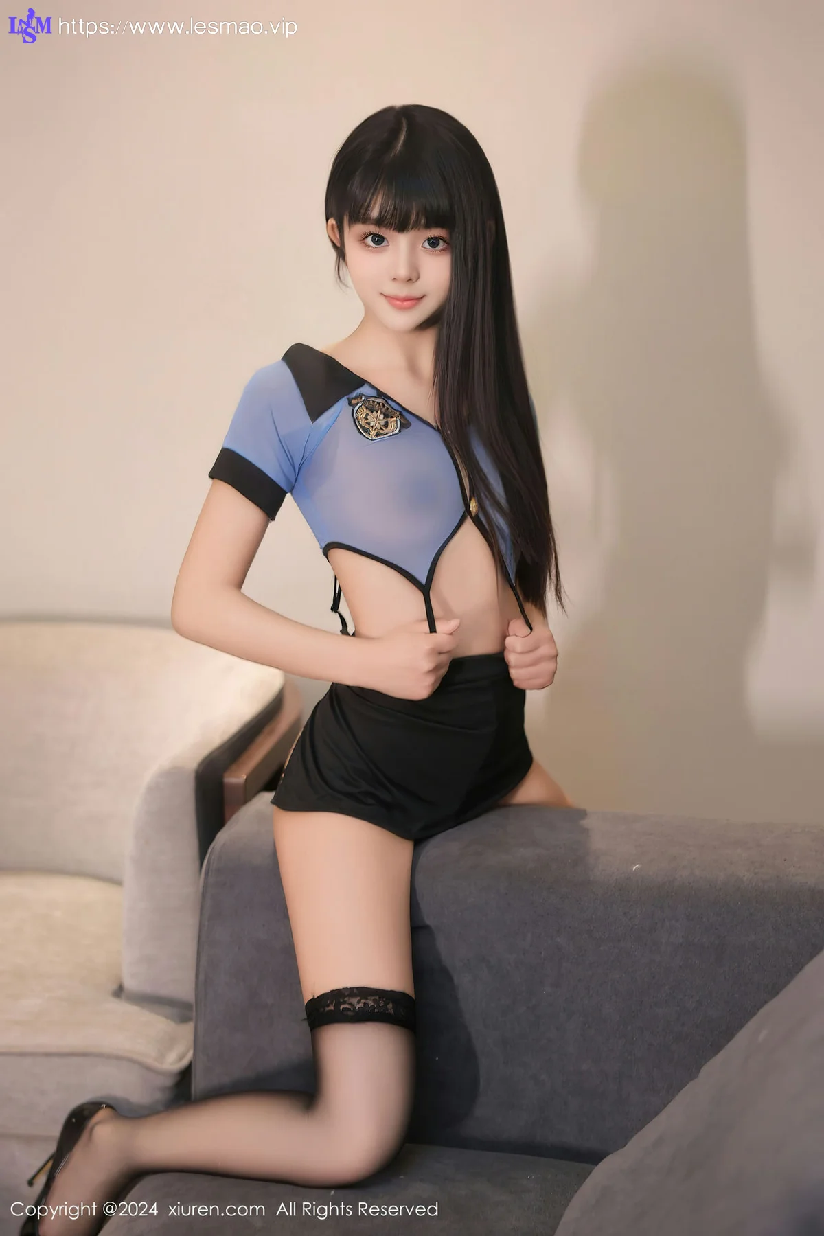 XiuRen 秀人 No.8584 美少女 首套写真萝莉制服少女 - 42