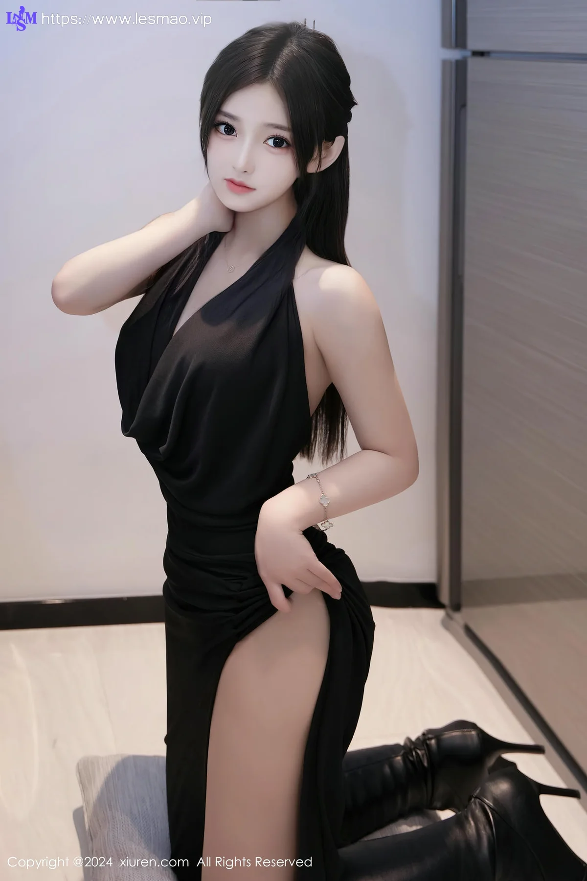 XiuRen 秀人 No.8623 奶茶味的包子 黑色连衣裙性感写真22 - 23