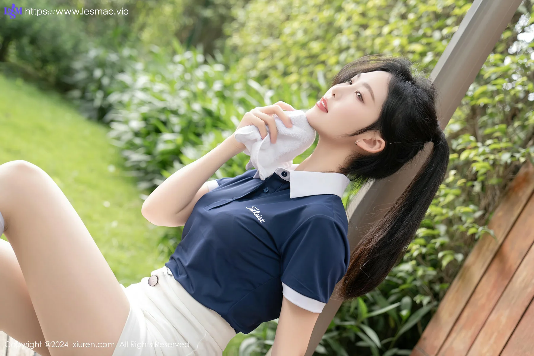 XiuRen 秀人 No.8625 利世 高尔夫场景白色丝袜性感写真2 - 18