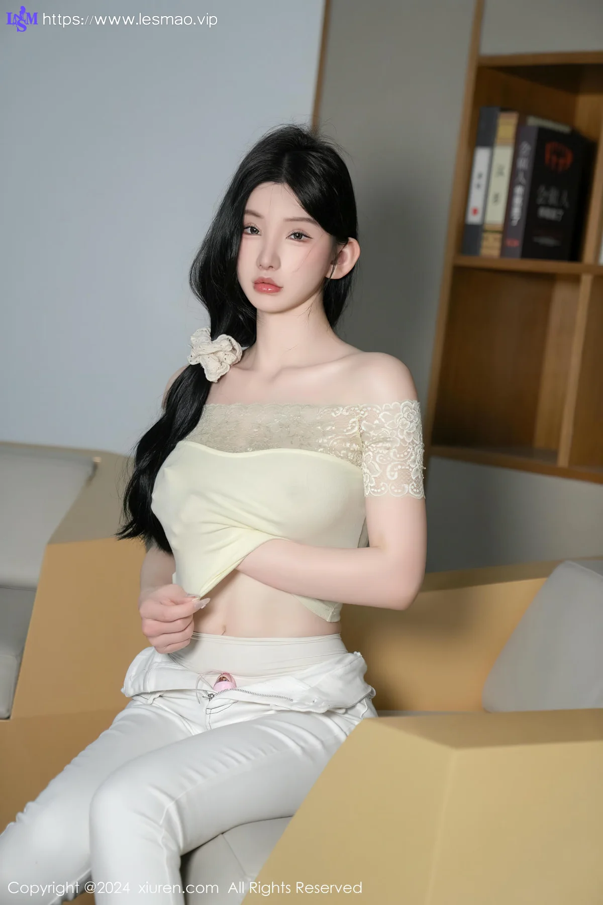 XiuRen 秀人 No.8633 周于希Sally 主题《图书馆隐秘的角落》长白山旅拍33 - 41