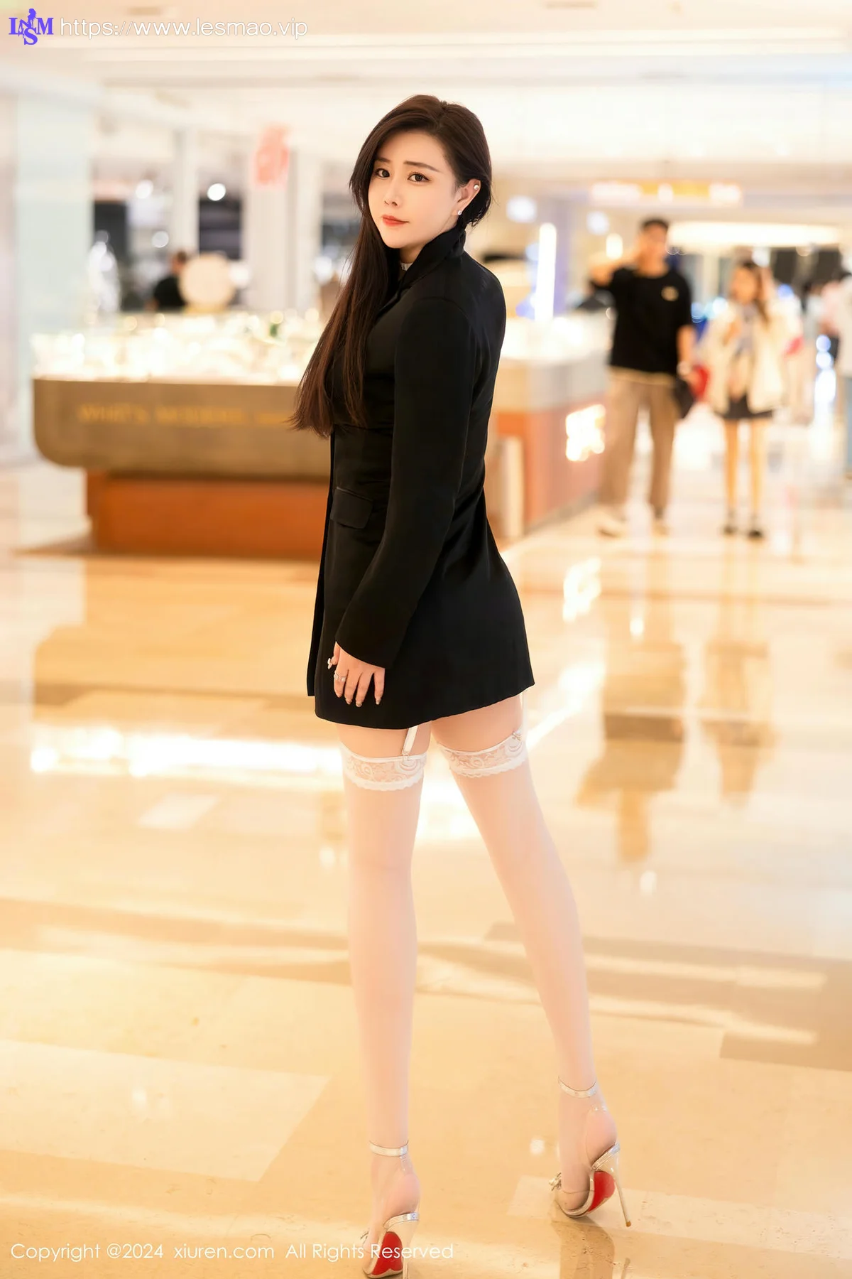 XiuRen 秀人 No.8642 王婉悠Queen 爆乳白色丝袜性感写真22 - 25