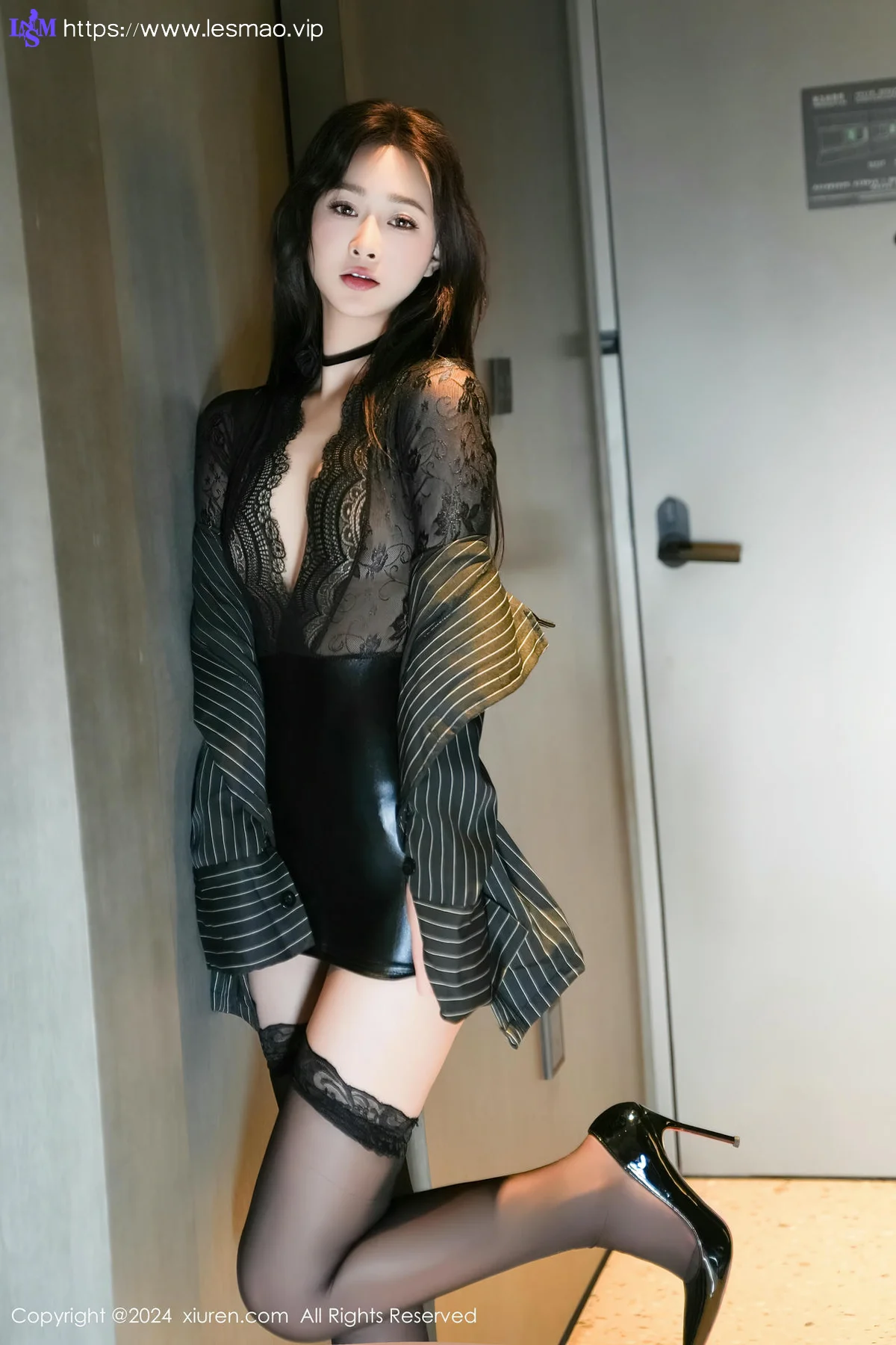 XiuRen 秀人 No.8660 软糖爱喝奶 情趣内衣性感写真33 - 16