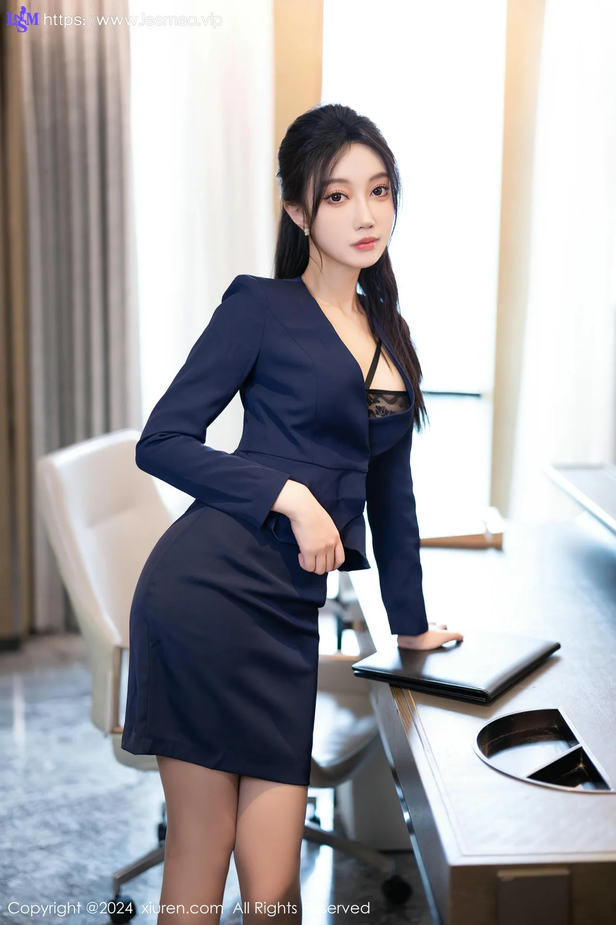 XiuRen 秀人 No.8669 玥儿玥 蓝色OL哈尔滨旅拍33 - 12