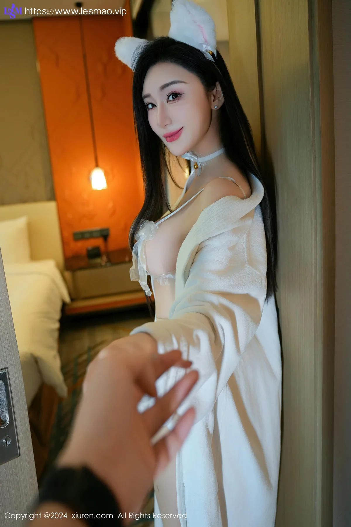 XiuRen 秀人 No.8679 田兮白 白色珍珠情趣内衣性感写真 - 74