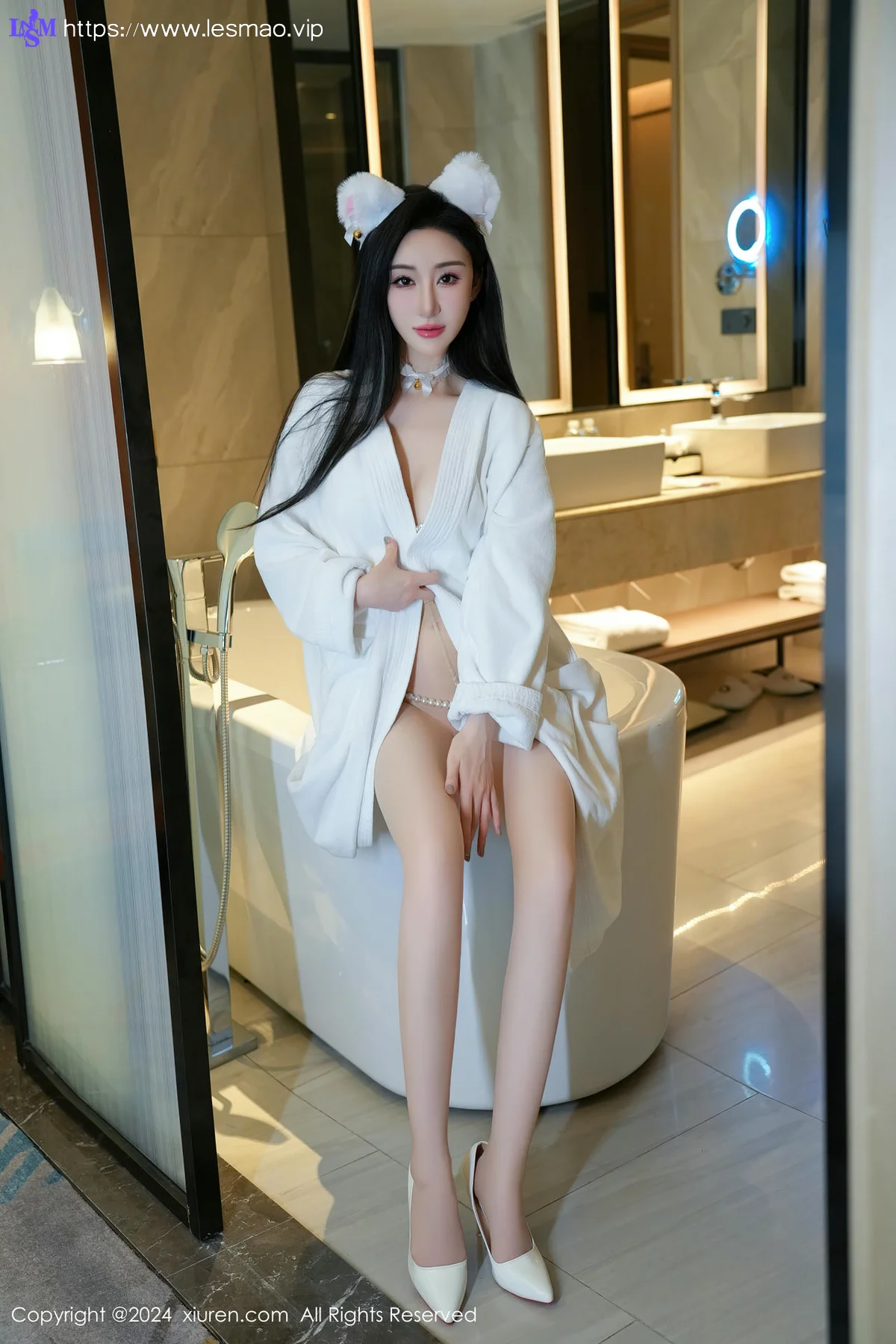 XiuRen 秀人 No.8679 田兮白 白色珍珠情趣内衣性感写真 - 75