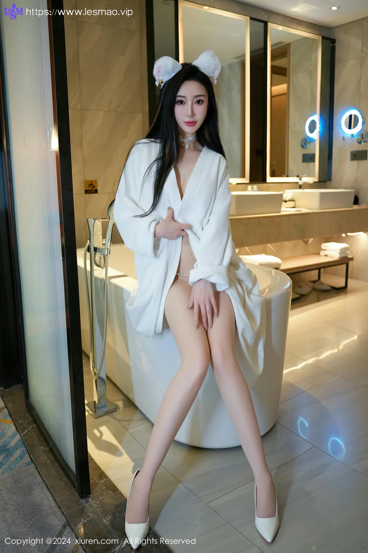XiuRen 秀人 No.8679 田兮白 白色珍珠情趣内衣性感写真 - 76