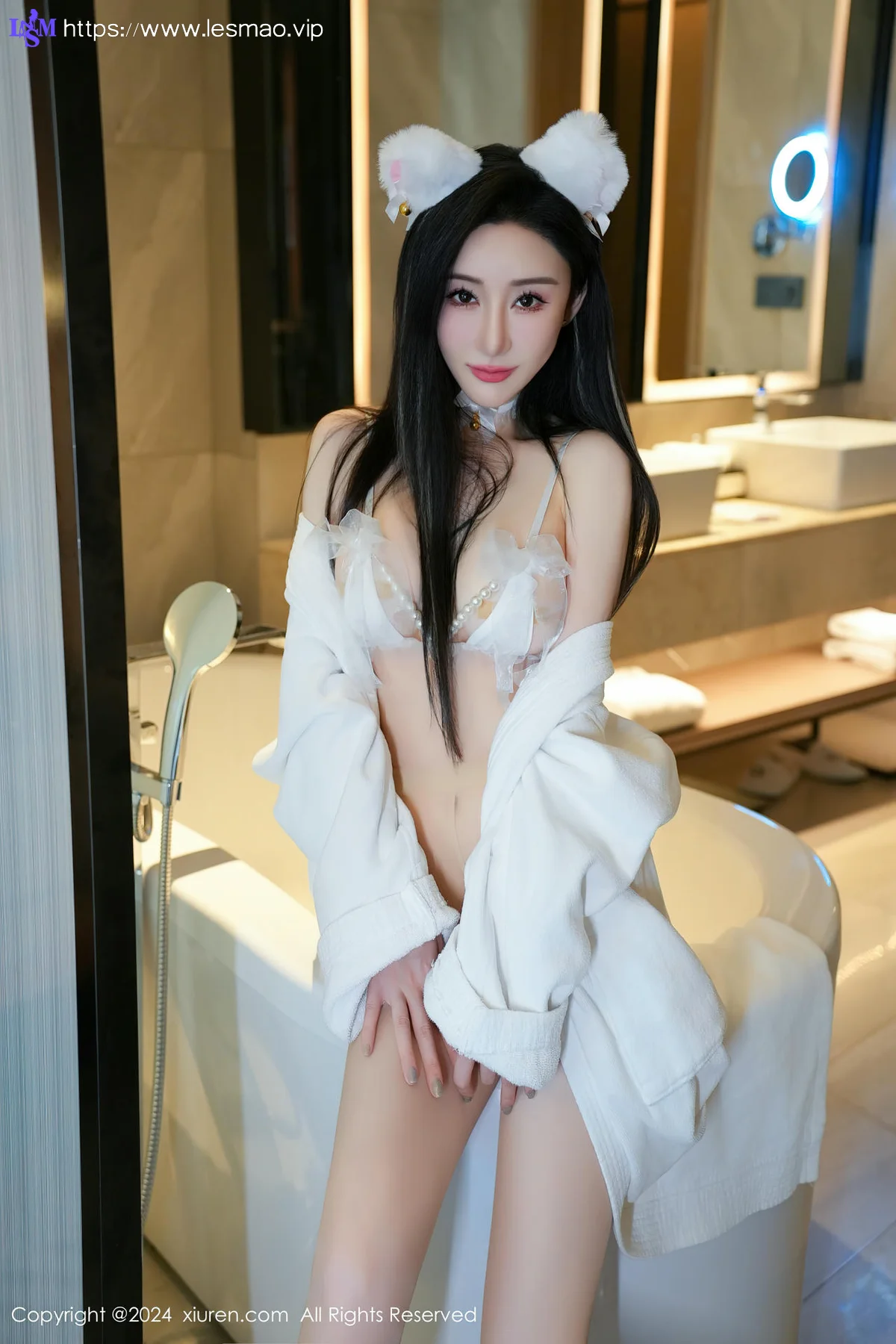 XiuRen 秀人 No.8679 田兮白 白色珍珠情趣内衣性感写真 - 84