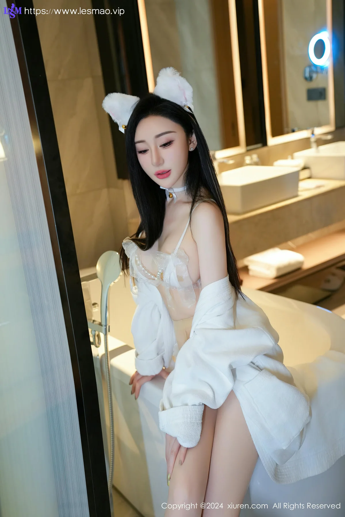 XiuRen 秀人 No.8679 田兮白 白色珍珠情趣内衣性感写真 - 85