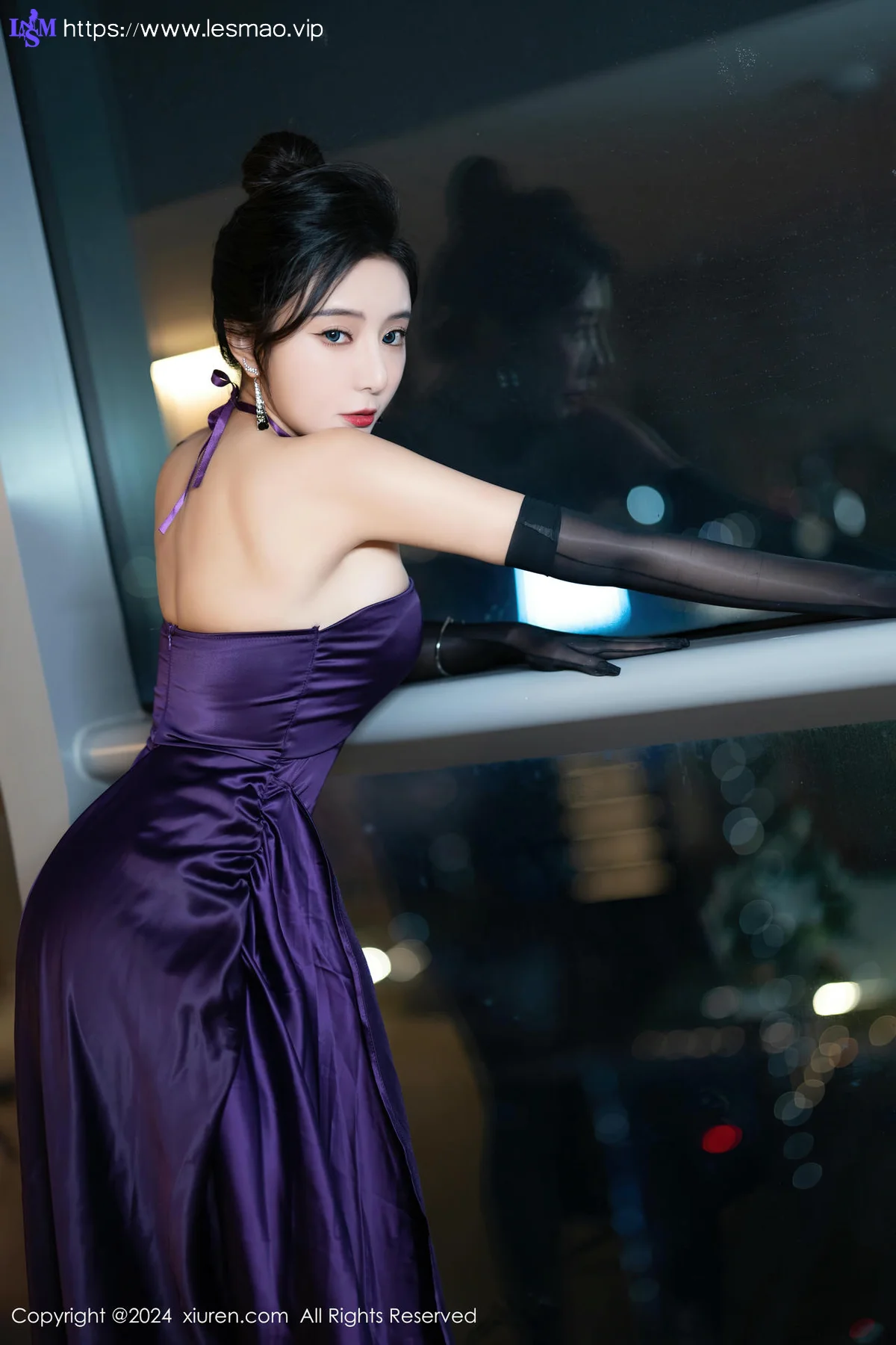 XiuRen 秀人 No.8698 王馨瑶yanni 紫色丝袜性感写真1 - 14
