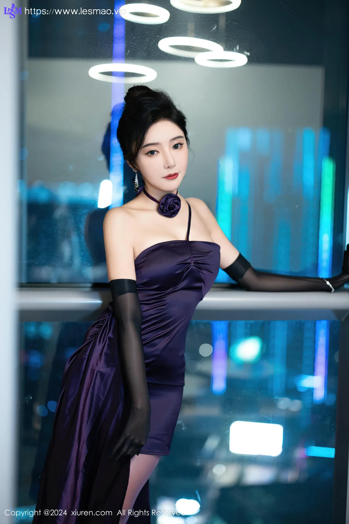 XiuRen 秀人 No.8698 王馨瑶yanni 紫色丝袜性感写真1 - 24