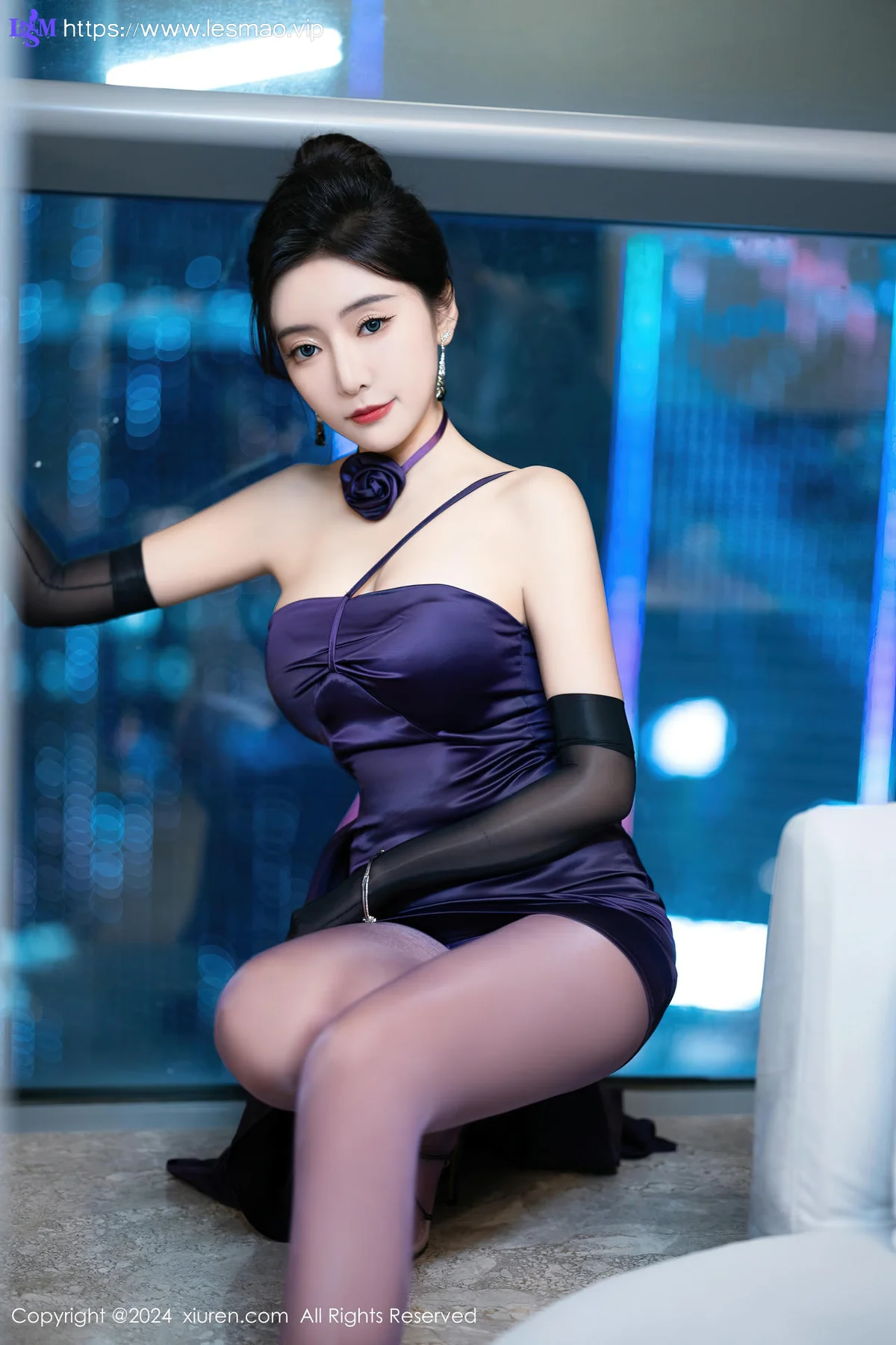 XiuRen 秀人 No.8698 王馨瑶yanni 紫色丝袜性感写真1 - 26