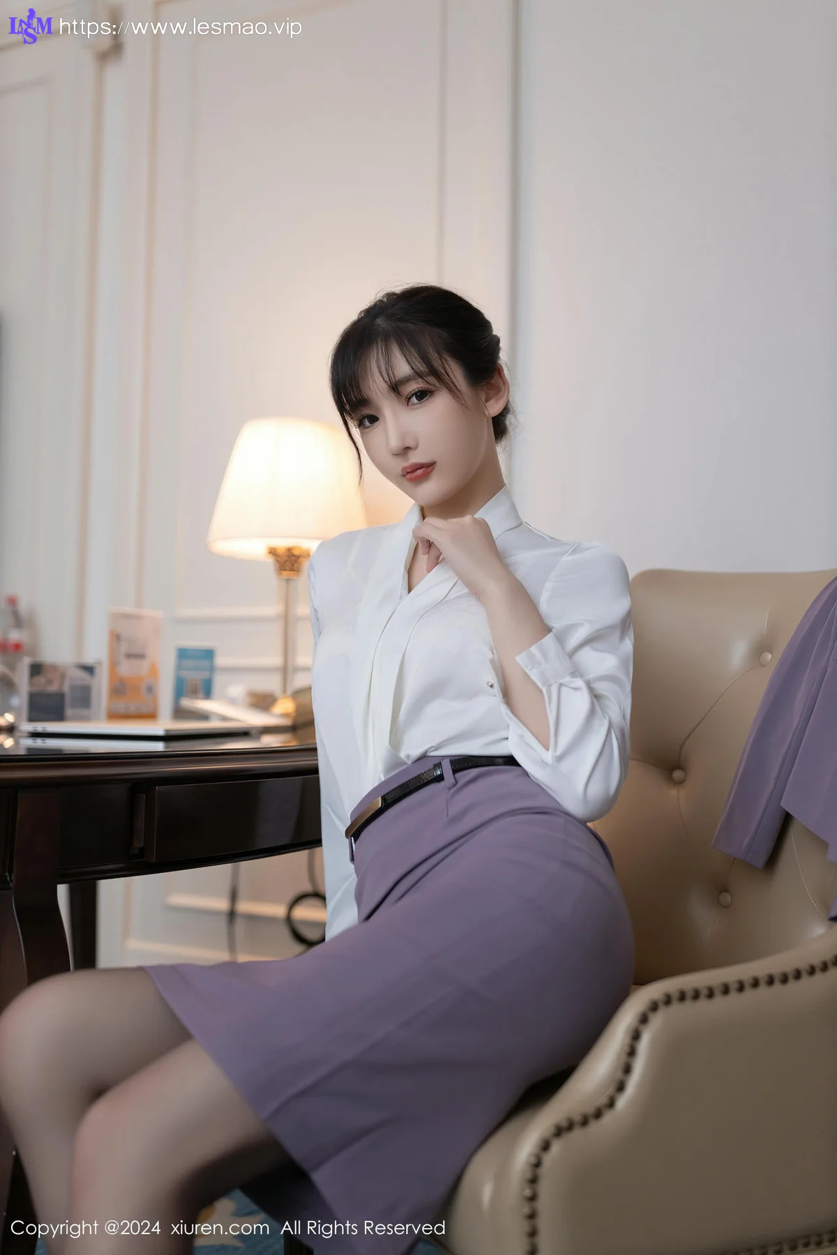 XiuRen 秀人 No.8700 陆萱萱 紫色制服性感写真11 - 13