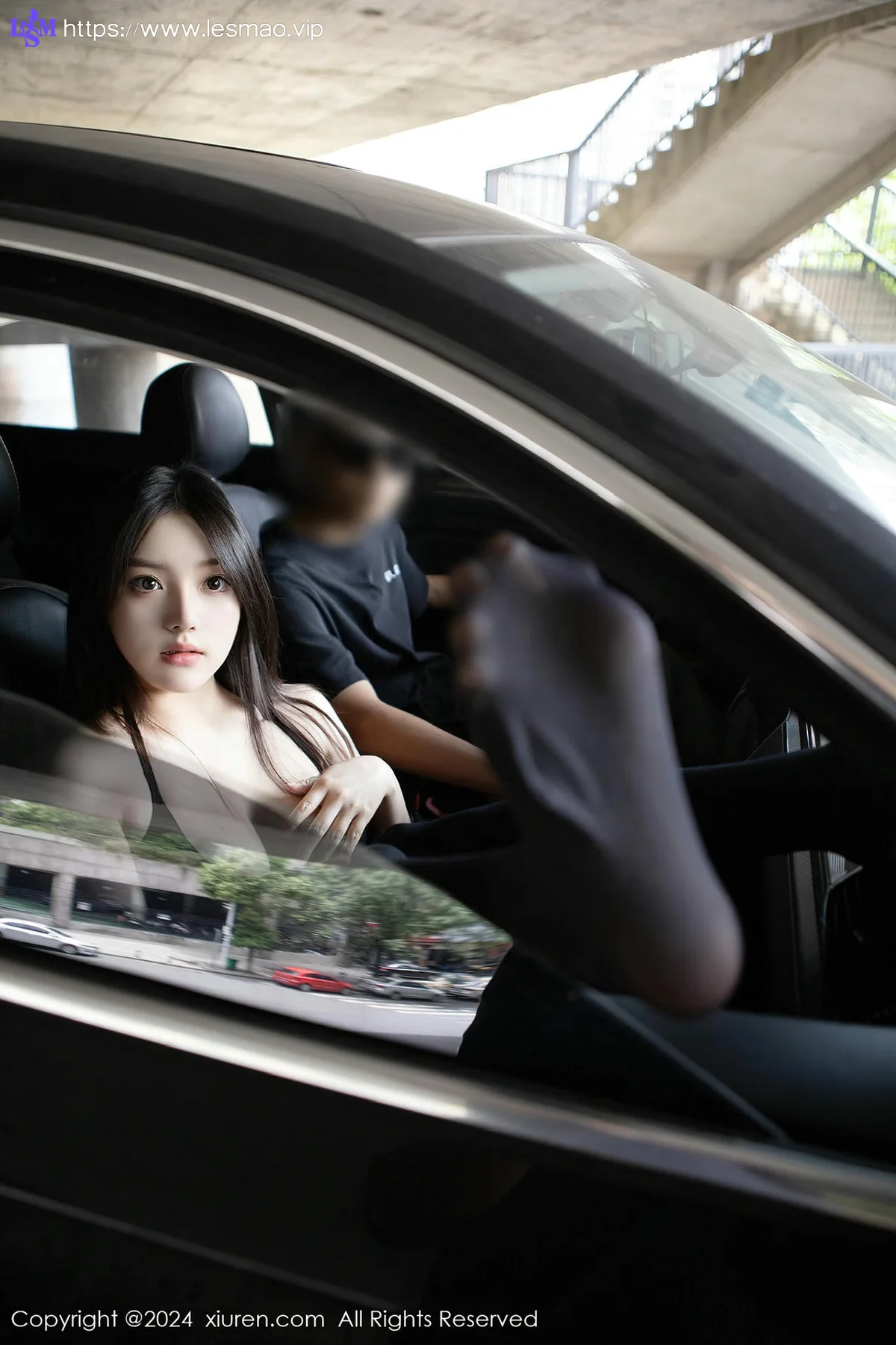 XiuRen 秀人 No.8708 豆瓣酱 车内场景互动拍摄性感写真2 - 57