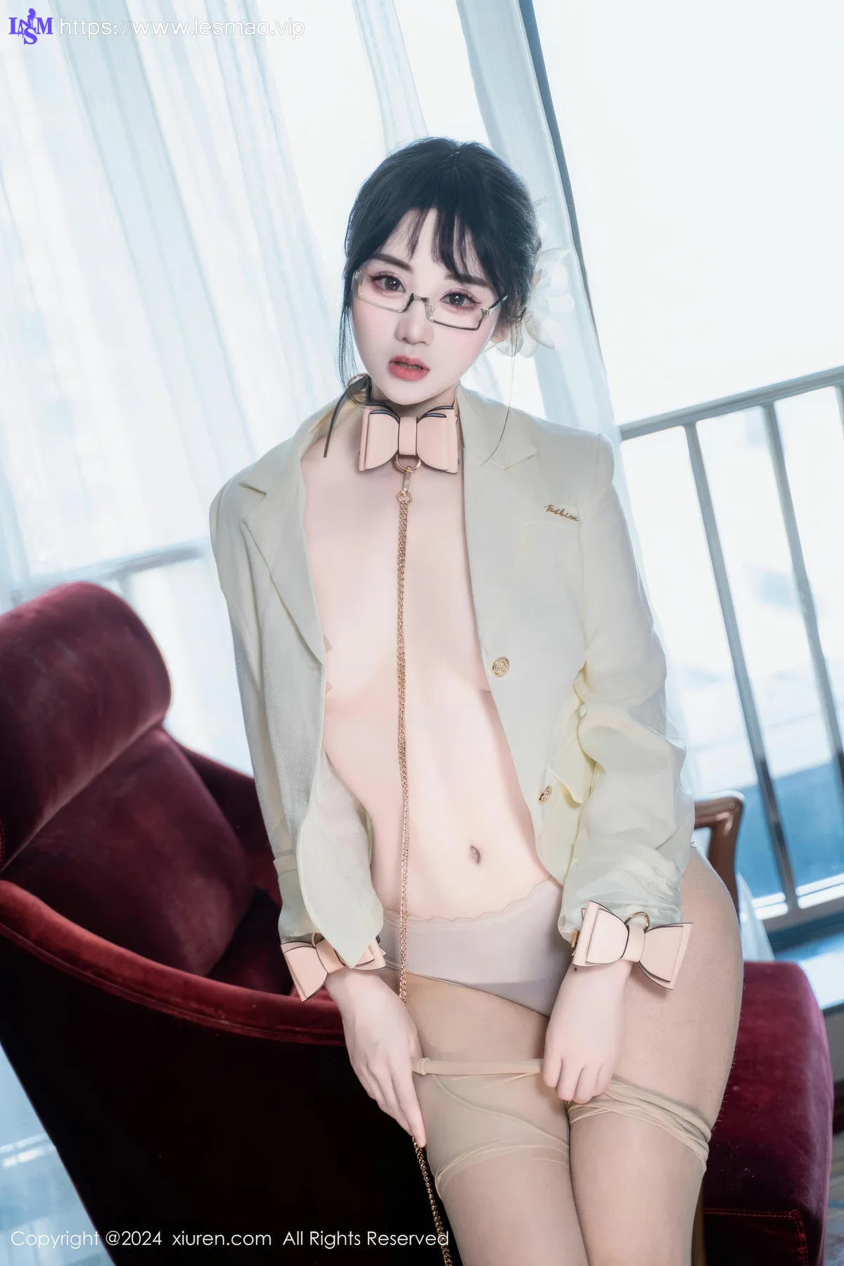 XiuRen 秀人 No.8717 汐汐爱吃草莓 职业装内部Sm套装性感写真 - 44