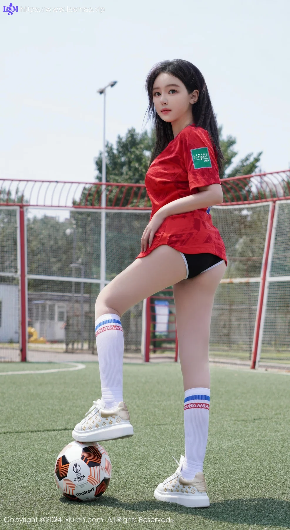 XiuRen 秀人 No.8733 小薯条nienie 足球场景拍摄性感写真 - 12