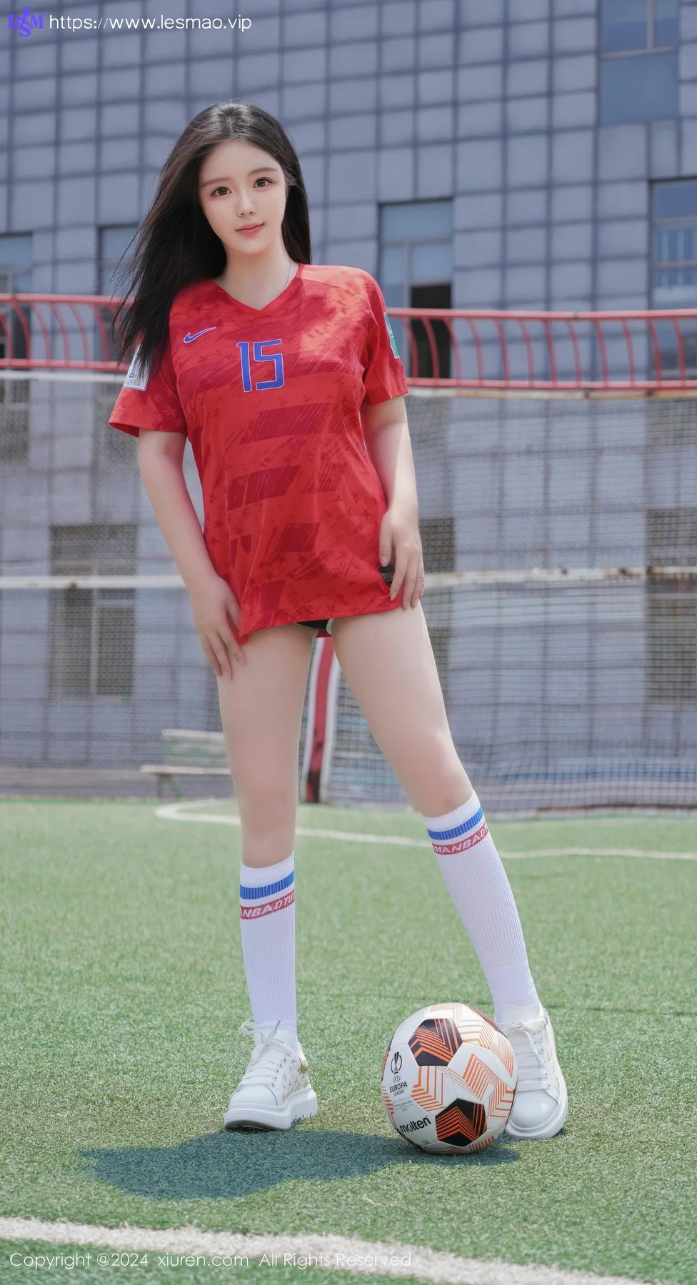 XiuRen 秀人 No.8733 小薯条nienie 足球场景拍摄性感写真 - 13