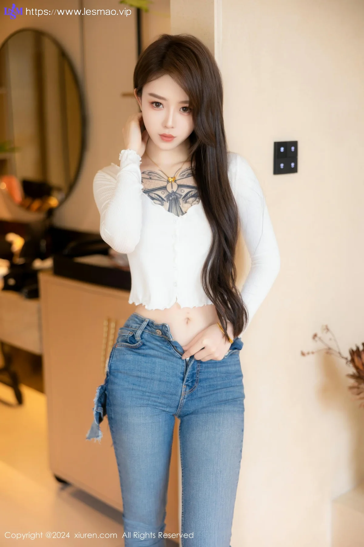XiuRen 秀人 No.8740 奶瓶. 蓝色牛仔裤性感写真3 - 16