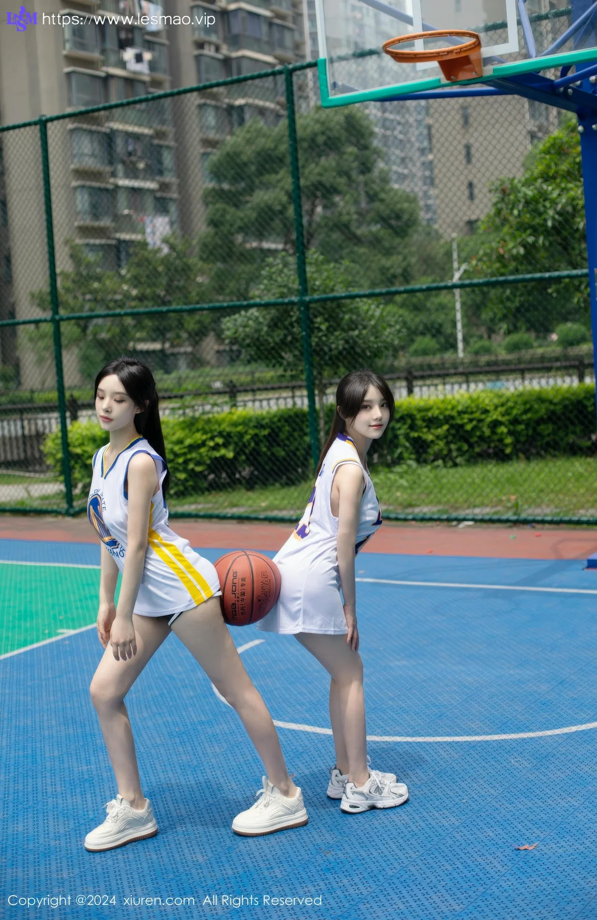 XiuRen 秀人 No.8744 豆瓣酱 蓝球场景互动拍摄性感写真111 - 25