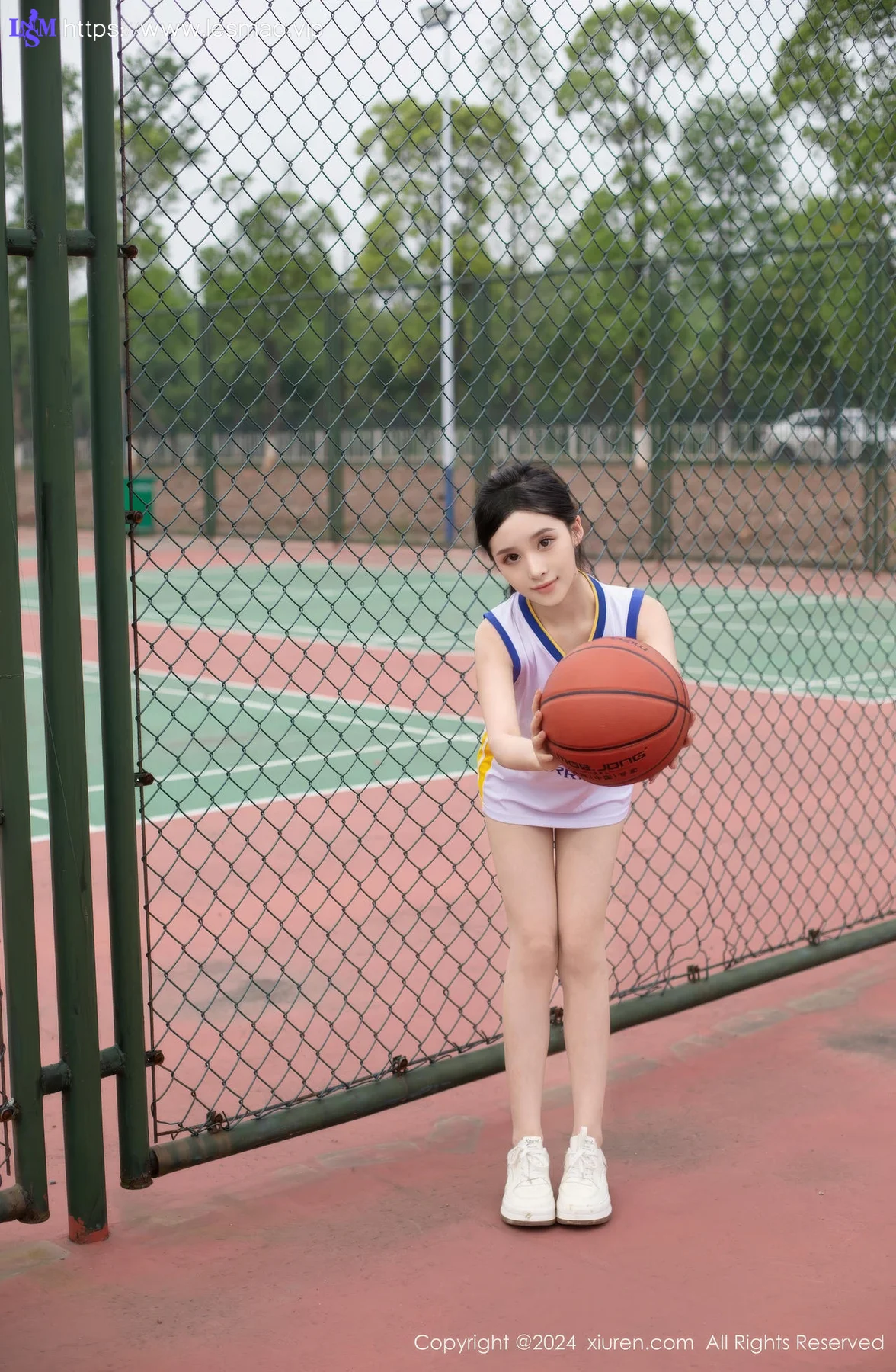 XiuRen 秀人 No.8744 豆瓣酱 蓝球场景互动拍摄性感写真111 - 30