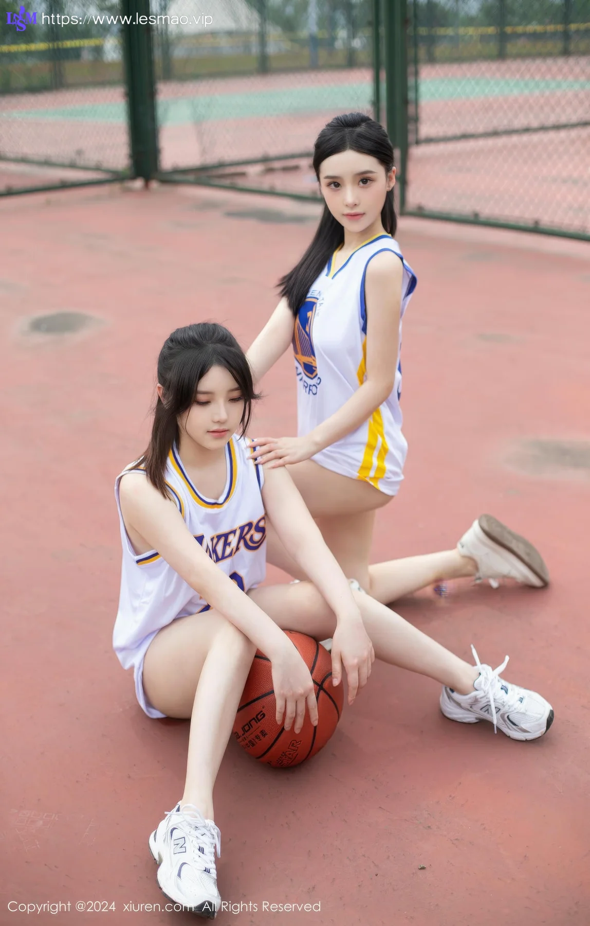 XiuRen 秀人 No.8744 豆瓣酱 蓝球场景互动拍摄性感写真111 - 52