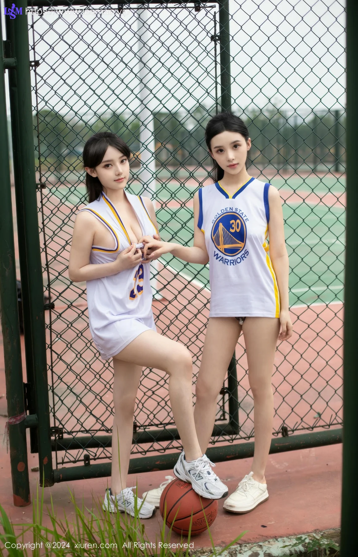 XiuRen 秀人 No.8744 豆瓣酱 蓝球场景互动拍摄性感写真111 - 79
