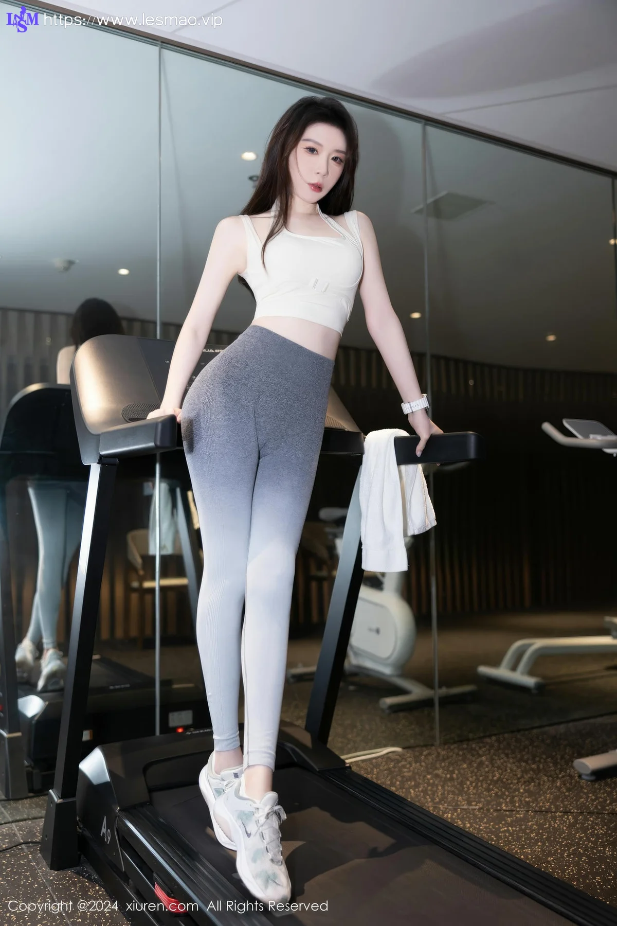 XiuRen 秀人 No.8767 梦心玥 灰色瑜伽裤性感写真33 - 12