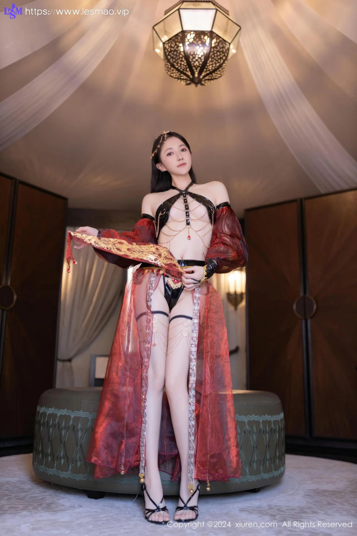 XiuRen 秀人 No.8778 鱼子酱Fish 性感舞娘迪拜旅拍写真11 - 13