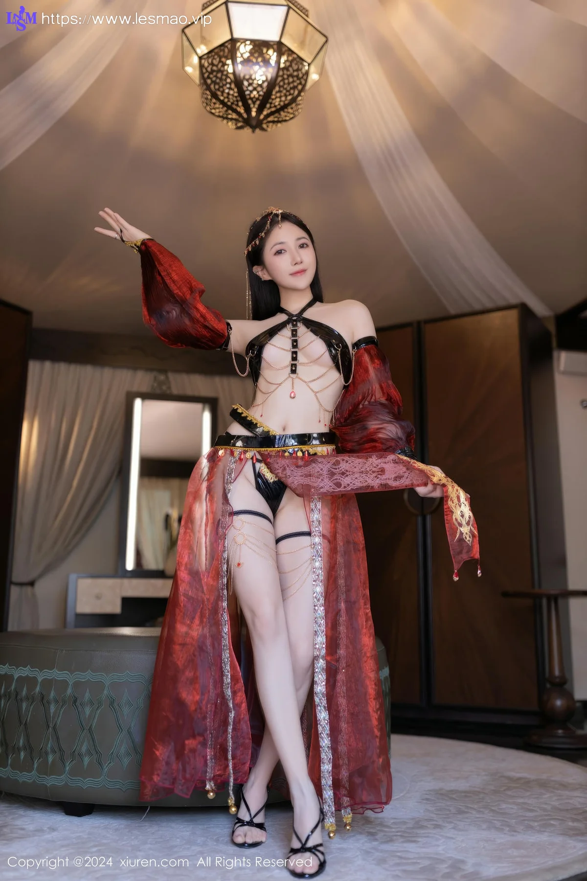 XiuRen 秀人 No.8778 鱼子酱Fish 性感舞娘迪拜旅拍写真11 - 19