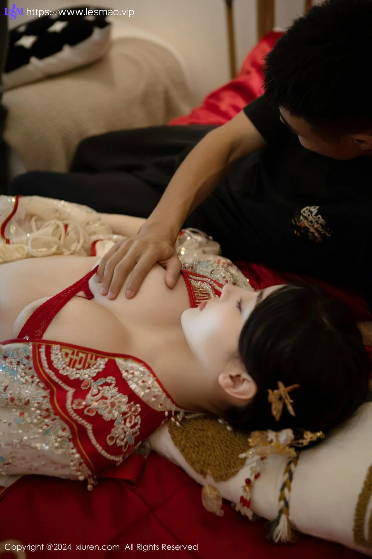 XiuRen 秀人 No.8780 豆瓣酱 闹新娘主题拍摄性感写真111 - 73