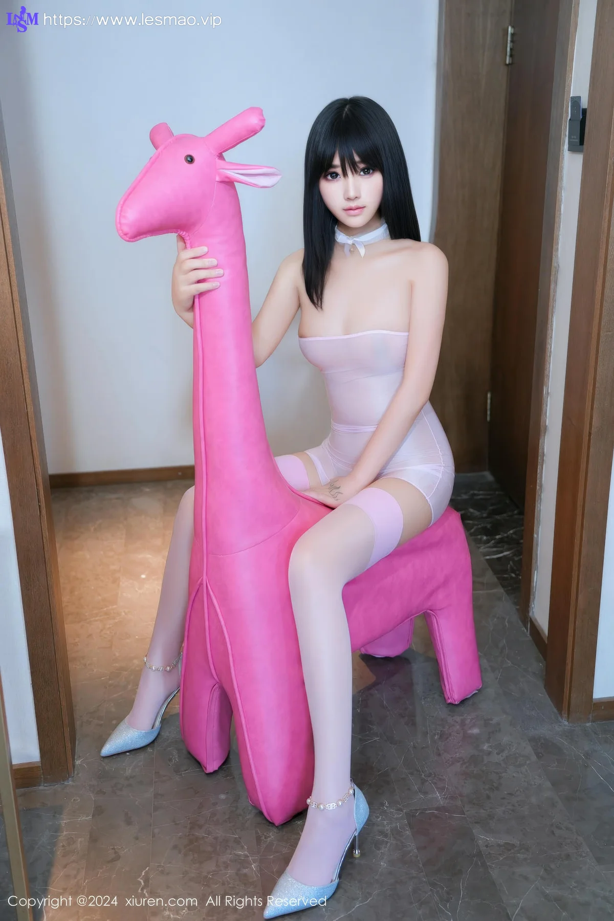 XiuRen 秀人 No.8790 徐若兮 粉色连体丝袜性感写真333 - 31